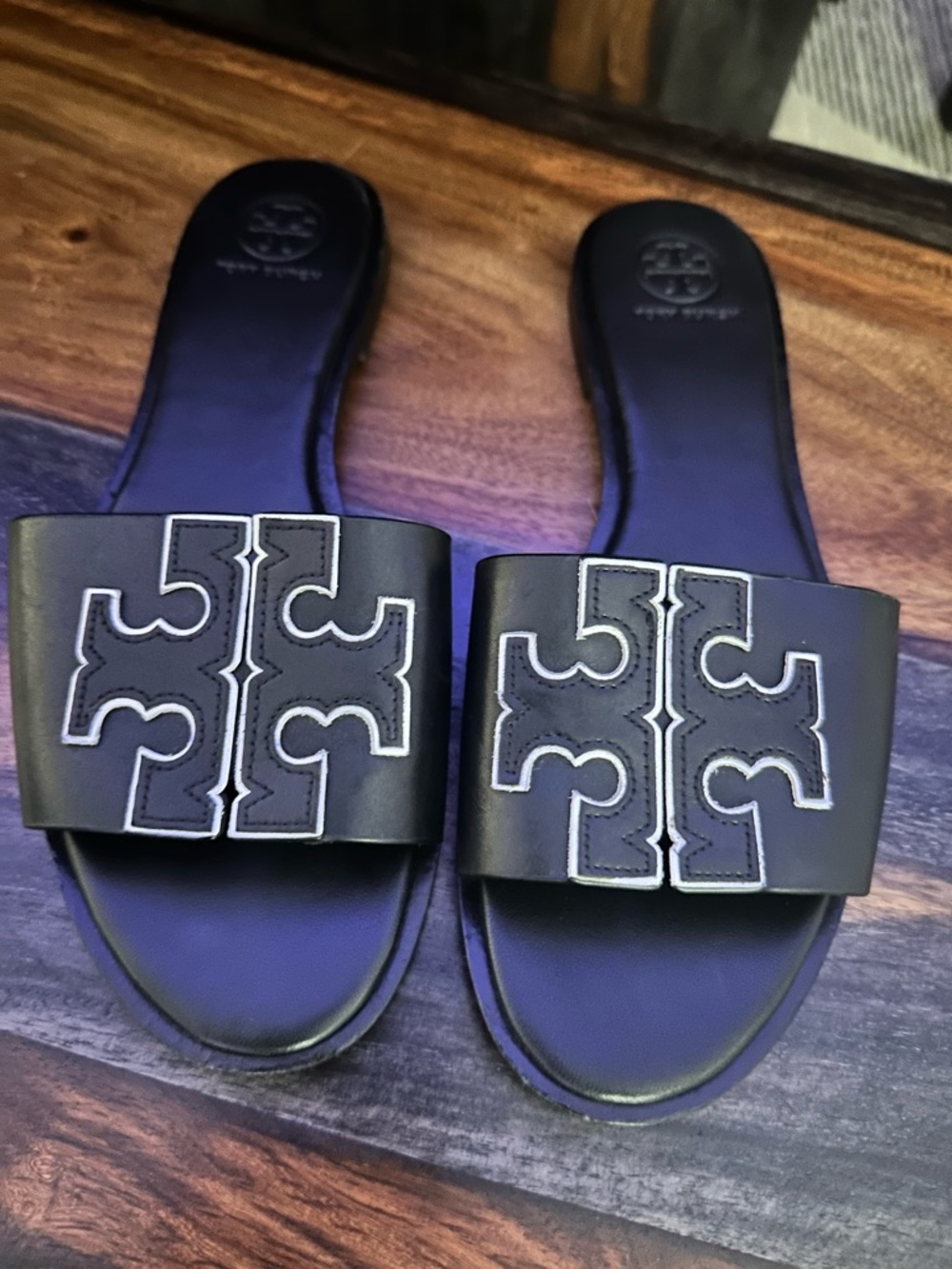 Tory Burch Black Slide Sandals with double T Stitch Logo size 7.5